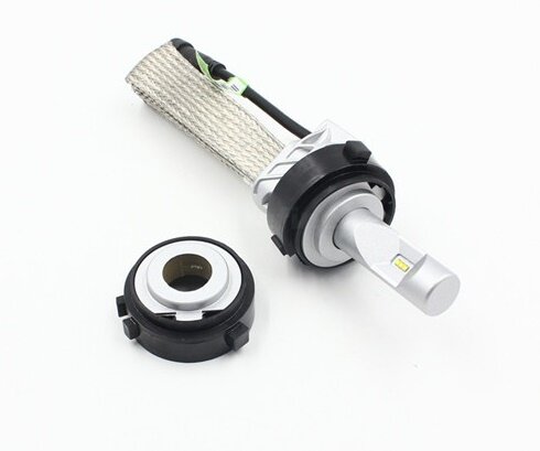 LED Адаптoр/преходник P7 за VW Golf 6