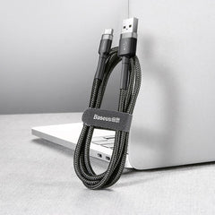 USB кабел за зареждане на смартфони - USB-C или micro USB