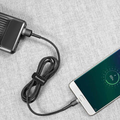 USB кабел за зареждане на смартфони - USB-C или micro USB